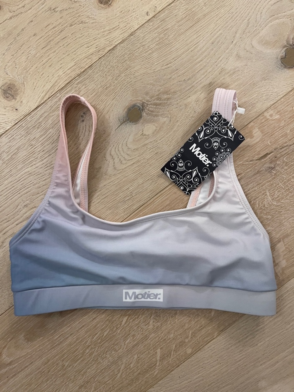motier Ombre Light Pink to Gray Sports Bra size small